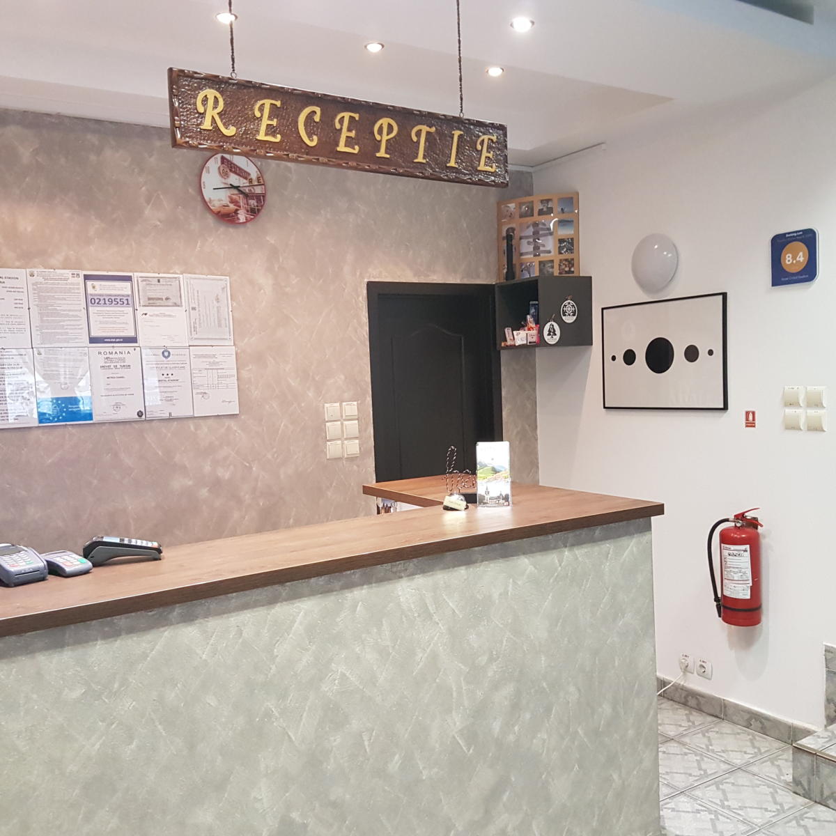 Detaliu arhitectural al Vilei Cristal Sinaia